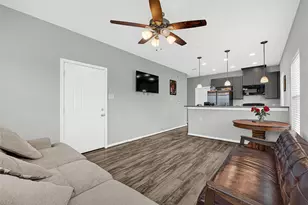 4019 Jewel St, Houston, TX 77026 - Photo 7