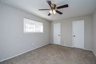 9527 Willow Wood Ln, Houston, TX 77086 - Photo 13