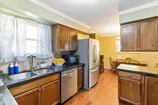 106 Southern Oaks Dr, Lake Jackson, TX 77566 - Photo 9