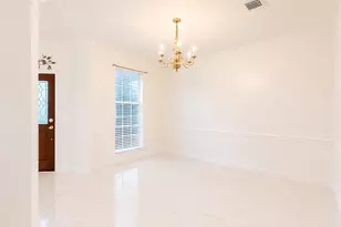 423 Blossomwood Dr, League City, TX 77573 - Photo 5