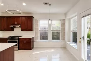 423 Blossomwood Dr, League City, TX 77573 - Photo 11