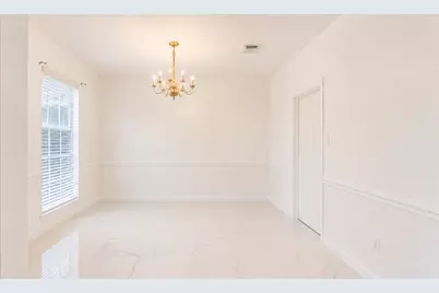 423 Blossomwood Drive, League City, TX 77573 - Photo 7
