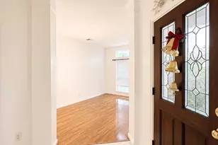 423 Blossomwood Dr, League City, TX 77573 - Photo 3