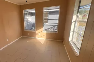 2146 Minnesota St, Houston, TX 77034 - Photo 9