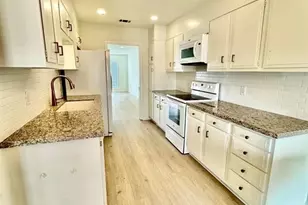 495 Yorktown Ln, Beaumont, TX 77707 - Photo 9