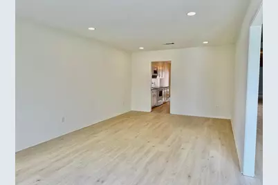 495 Yorktown Lane, Beaumont, TX 77707 - Photo 5