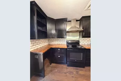 306 Jones Street, Columbus, TX 78934 - Photo 7