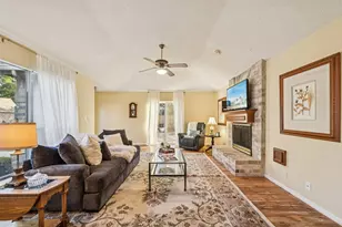 2918 Crest Park Dr, Houston, TX 77082 - Photo 5