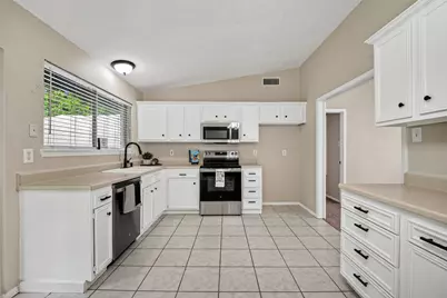 16615 Barcelona Drive, Friendswood, TX 77546 - Photo 13