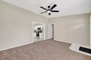 16615 Barcelona Dr, Friendswood, TX 77546 - Photo 11