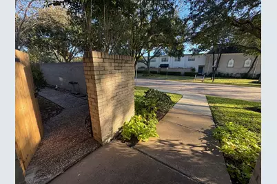 2700 Bellefontaine Street #B8, Houston, TX 77025 - Photo 27