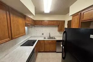 2700 Bellefontaine St, Houston, TX 77025 - Photo 7