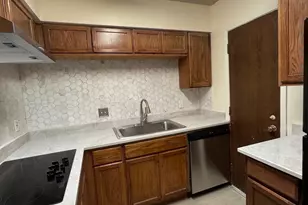 2700 Bellefontaine St, Houston, TX 77025 - Photo 9