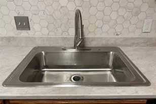 2700 Bellefontaine St, Houston, TX 77025 - Photo 13