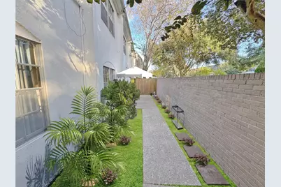 2700 Bellefontaine Street #B8, Houston, TX 77025 - Photo 25