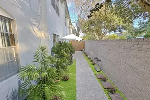 2700 Bellefontaine St, Houston, TX 77025 - Photo 25