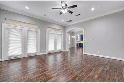9 Versante Court, Houston, TX 77070 - Photo 13