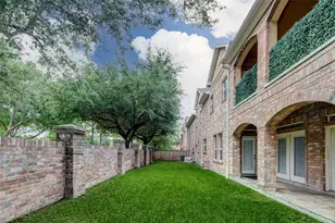 9 Versante Ct, Houston, TX 77070 - Photo 5