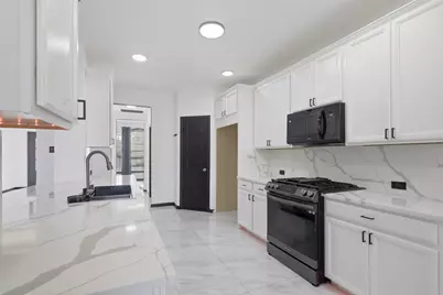 27947 Hendrix Park Drive, Spring, TX 77386 - Photo 9