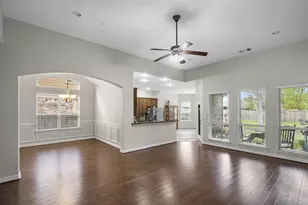 2054 Brookmont Dr, Conroe, TX 77301 - Photo 9