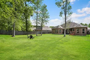 2054 Brookmont Dr, Conroe, TX 77301 - Photo 35