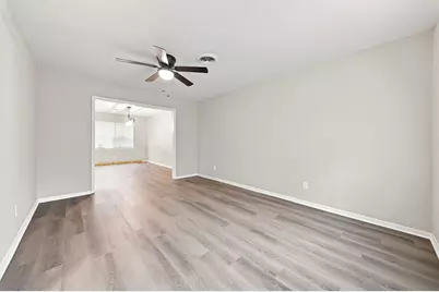 5806 Clarewood Drive #A, Houston, TX 77081 - Photo 7