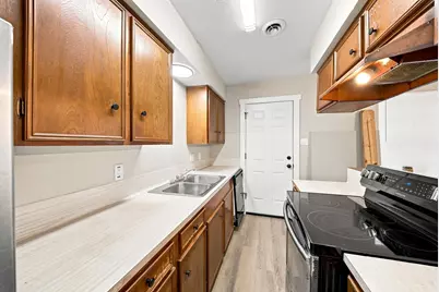 5806 Clarewood Drive #A, Houston, TX 77081 - Photo 17