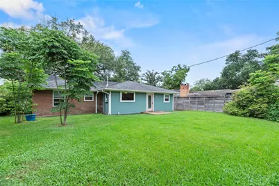 5230 Libbey Lane, Houston, TX 77092 - Photo 17