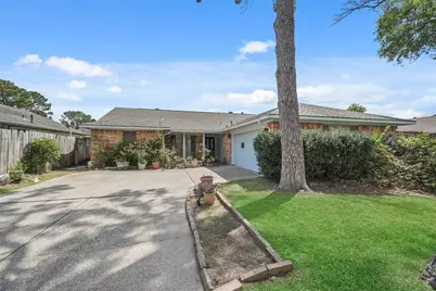 5523 Greenhill Forest Drive, Houston, TX 77088 - Photo 1