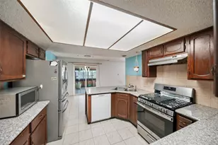 5523 Greenhill Forest Dr, Houston, TX 77088 - Photo 17