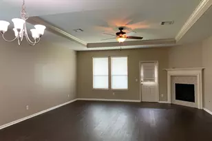 1010 Messina Ln, Rosenberg, TX 77469 - Photo 3