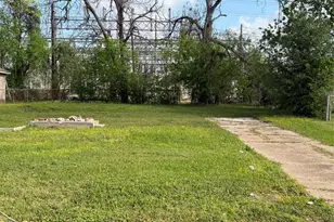 7825 Pardee St, Houston, TX 77028 - Photo 3