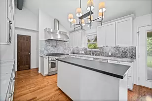 1526 Adkins Rd, Houston, TX 77055 - Photo 5