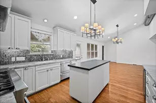 1526 Adkins Rd, Houston, TX 77055 - Photo 1
