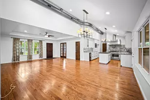 1526 Adkins Rd, Houston, TX 77055 - Photo 7