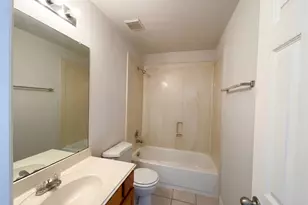 200 Rippling Creek Ln, Alvin, TX 77511 - Photo 17