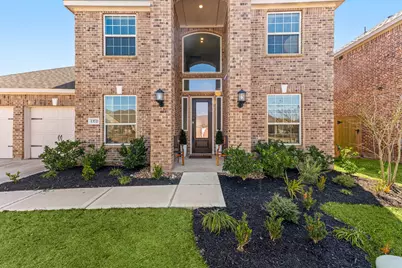 13721 Gaff Rig Drive, Texas City, TX 77510 - Photo 3