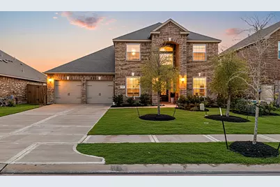 13721 Gaff Rig Drive, Texas City, TX 77510 - Photo 3