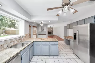 4330 Meadow Springs Drive, Houston, TX 77339 - Photo 3