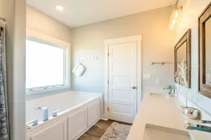 1339 Emerald Dr, Crystal Beach, TX 77650 - Photo 25