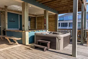 1339 Emerald Dr, Crystal Beach, TX 77650 - Photo 35