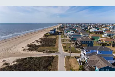 1339 Emerald Drive, Crystal Beach, TX 77650 - Photo 43