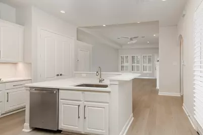 22 Mill Point Place, The Woodlands, TX 77380 - Photo 11