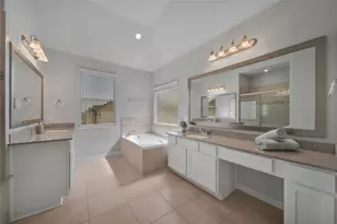 9603 Cambridge Manor Ln, Houston, TX 77045 - Photo 19