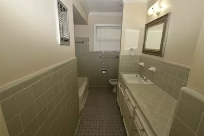 4422 Nenana Drive, Houston, TX 77035 - Photo 11