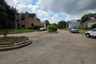 1779 Saxony Ln, Houston, TX 77058 - Photo 23