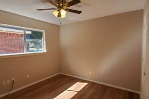 1207 Toby Ln, Conroe, TX 77301 - Photo 13