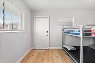 4018 Sealy Ave St, Galveston, TX 77550 - Photo 5