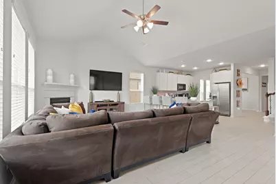 14615 Olive Sparrow Lane, Houston, TX 77049 - Photo 15