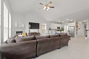 14615 Olive Sparrow Ln, Houston, TX 77049 - Photo 15